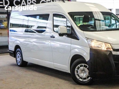 2020 Toyota HiAce Commuter
