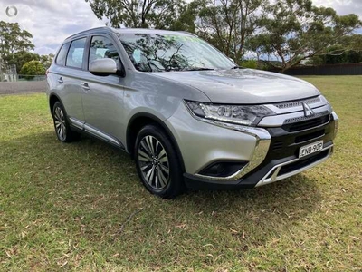 2019 MITSUBISHI OUTLANDER ES for sale in Muswellbrook, NSW