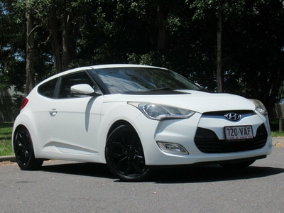 2014 Hyundai Veloster Hatchback Coupe D-CT FS2