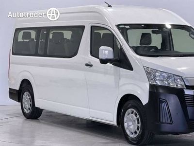 2019 Toyota HiAce Commuter