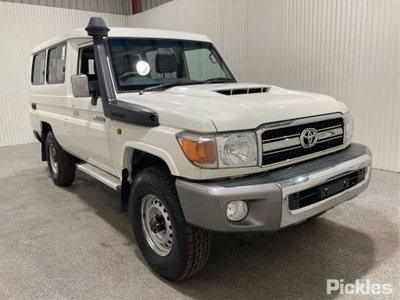 2020 Toyota Landcruiser