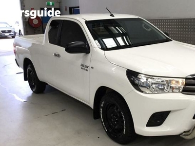 2016 Toyota Hilux SR GUN123R