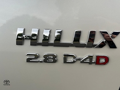 2021 Toyota HILUX SR5