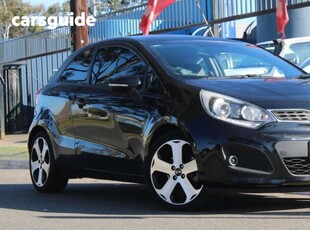 2013 Kia RIO SLS