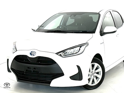 2022 Toyota Yaris Hybrid SX