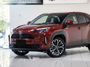 2022 Toyota Yaris Cross Urban Hybrid (two-Tone) Automatic
