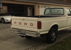 1987 ford f250 utility