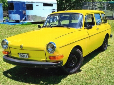 1972 volkswagen type 3 square back 2d wagon
