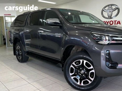 2022 Toyota Hilux 4x4 SR5 2.8L T Double