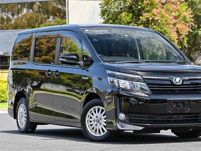 2015 Toyota Voxy People Mover ZWR80