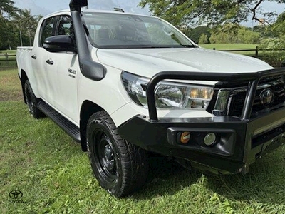 2020 Toyota Hilux SR