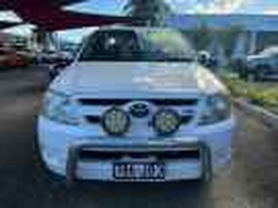 2005 Toyota Hilux GGN15R MY05 SR5 Xtra Cab 4x2 White 5 Speed Automatic Utility