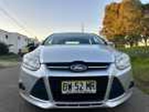 2013 Ford Focus Trend LW MK2 6 Speed Automatic Hatchback Log Books