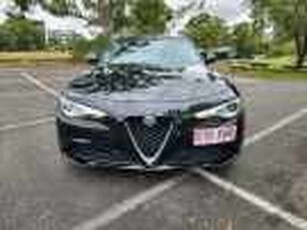 2017 Alfa Romeo Giulia Super Black 8 Speed Sports Automatic Sedan