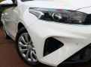 2021 Kia Cerato BD MY22 S White 6 Speed Sports Automatic Hatchback