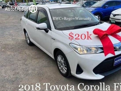 2018 Toyota Corolla Fielder (hybrid) NKE165