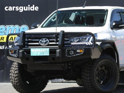 2015 Toyota Hilux SR (4X4) GUN126R