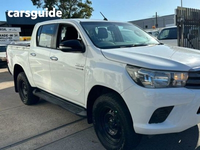 2015 Toyota Hilux SR HI-Rider GUN136R