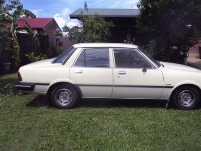 1982 mazda 626 deluxe sedan