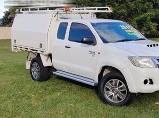 2015 Toyota Hilux SR (4X4) Manual