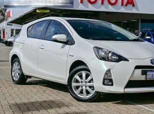 2017 Toyota Prius-C I-Tech Hybrid Automatic