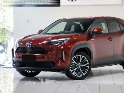 2022 Toyota Yaris Cross Urban Hybrid (two-Tone) Automatic