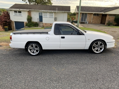 1994 holden commodore vr utility