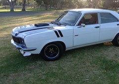 1977 chrysler centura custom sedan