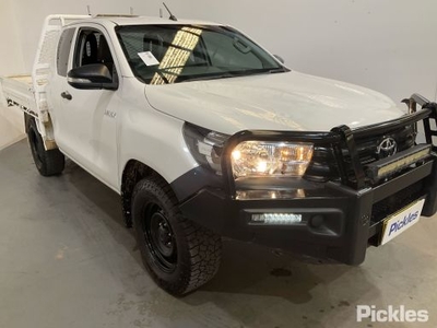 2015 Toyota Hilux