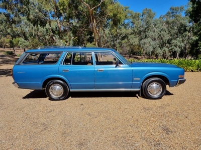 1976 toyota crown 3 sp automatic 4d wagon