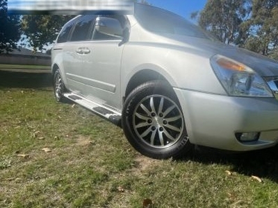 2012 Kia Grand Carnival SLI Automatic