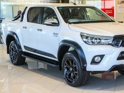 2017 Toyota Hilux TRD White (4X4) Automatic
