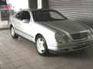 1998 Mercedes-Benz CLK320 Elegance Silver 5 Speed Automatic Coupe