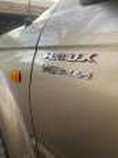 2004 TOYOTA HILUX SR5 (4x4) 4 SP AUTOMATIC DUAL CAB P/UP