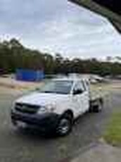 2005 TOYOTA HILUX WORKMATE 5 SP MANUAL C/CHAS