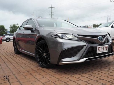 2021 Toyota Camry Hybrid SX