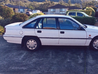 1992 holden commodore vp vacationer sedan