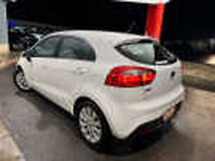 2014 Kia Rio UB MY14 SI White 6 Speed Manual Hatchback