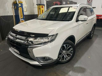 2015 MITSUBISHI OUTLANDER EXCEED (4X4) ZK MY16 for sale in McGraths Hill, NSW