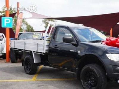 2012 Mitsubishi Triton GL 4x2