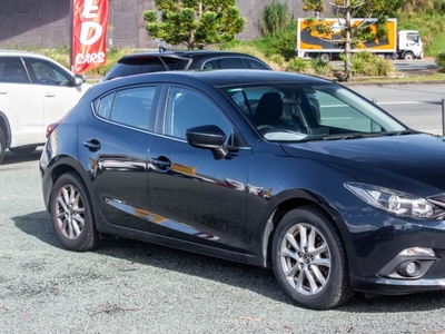 2016 Mazda 3 Maxx Hatchback