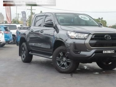 2023 Toyota Hilux SR (4X4) Manual