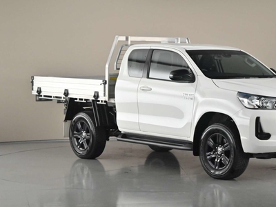 2023 Toyota Hilux SR Cab Chassis Extra Cab