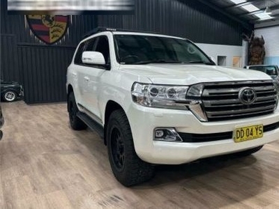 2016 Toyota Landcruiser Sahara (4X4) Automatic