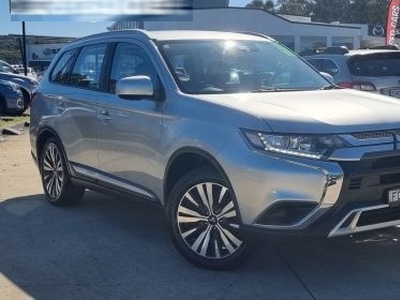 2018 Mitsubishi Outlander ES Adas 5 Seat (2WD) Automatic