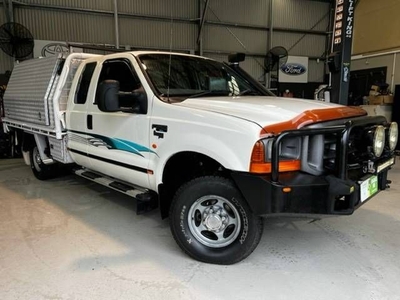 2002 Ford F250 CAB CHASSIS XL EXTENDED CAB