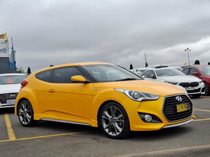 2015 Hyundai Veloster SR Turbo Auto