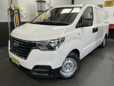 2018 HYUNDAI ILOAD 3S TWIN SWING TQ4 MY19 for sale in McGraths Hill, NSW