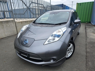 2016 NISSAN LEAF ELECTRIC – 30 kWh BATTERY – LOW 69,000KMS