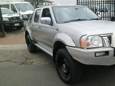 2005 Nissan Navara Pickup ST-R (4x4) D22